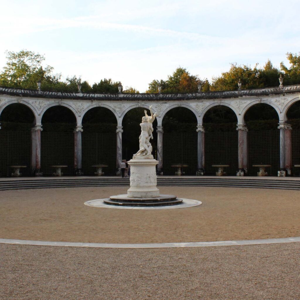 colonnade bosquet versailles