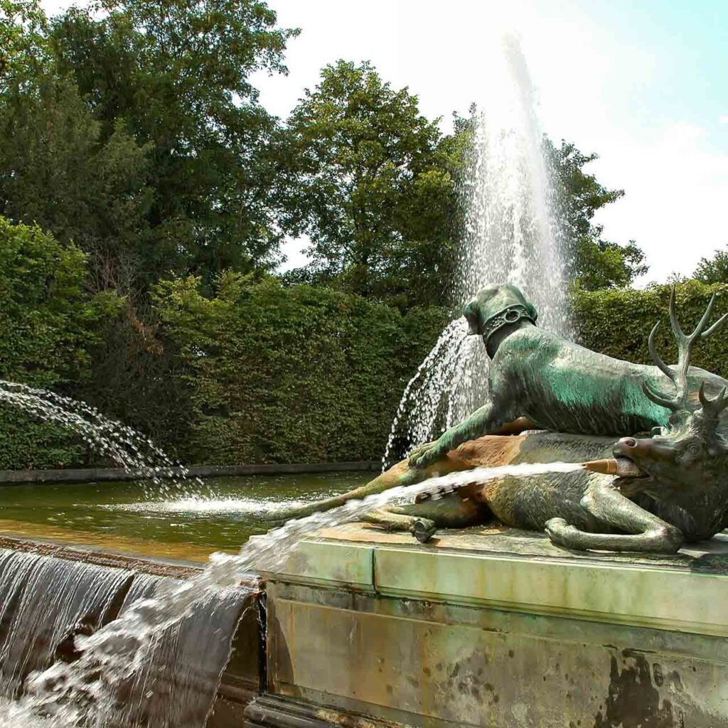 vechtende dieren fontein versailles